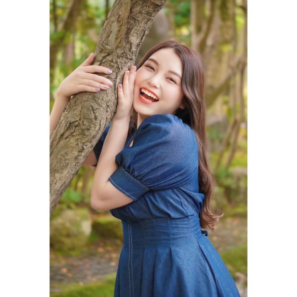LINE_ALBUM_花咲ゆいな_250714_3