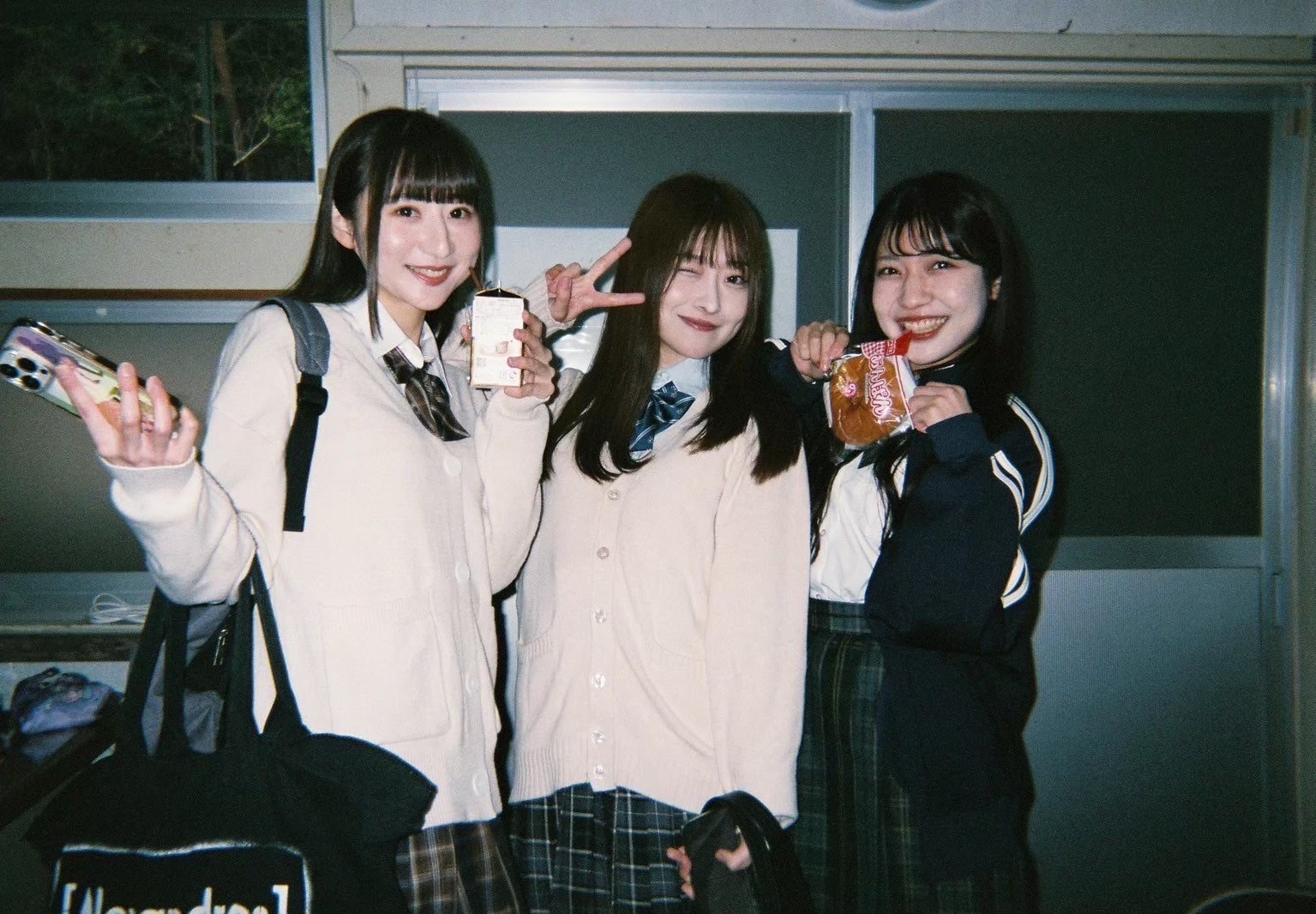 所属モデルのインタビューはこちら